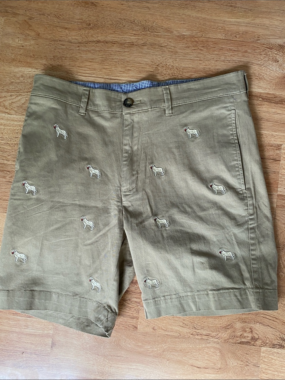 Southern Pines embroidered yellow lab shorts